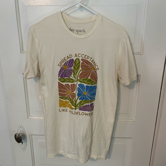 Spread Kindness Like Wildflowers tee - Picture 2 of 3